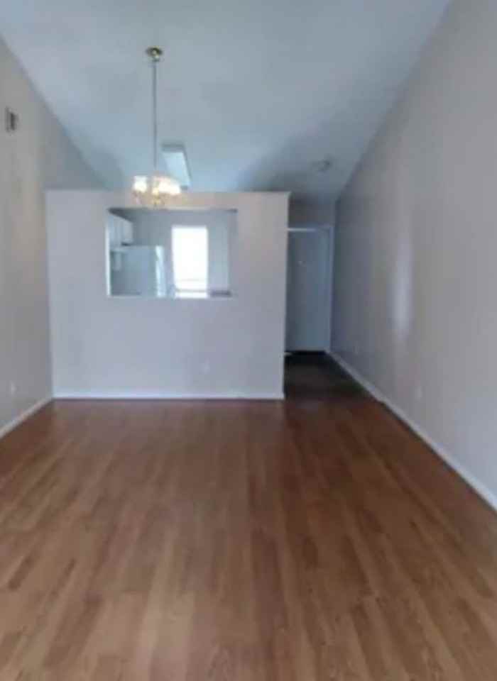 910 Brett Dr #32 - Photo 3 of 7