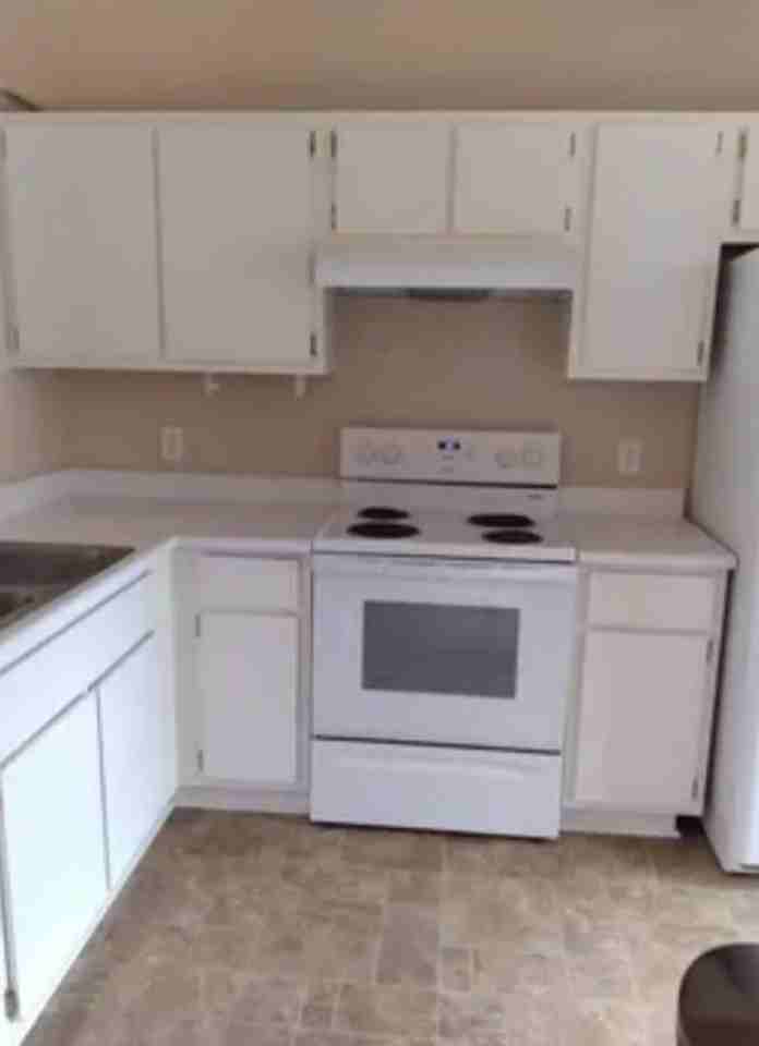 910 Brett Dr #32 - Photo 4 of 7