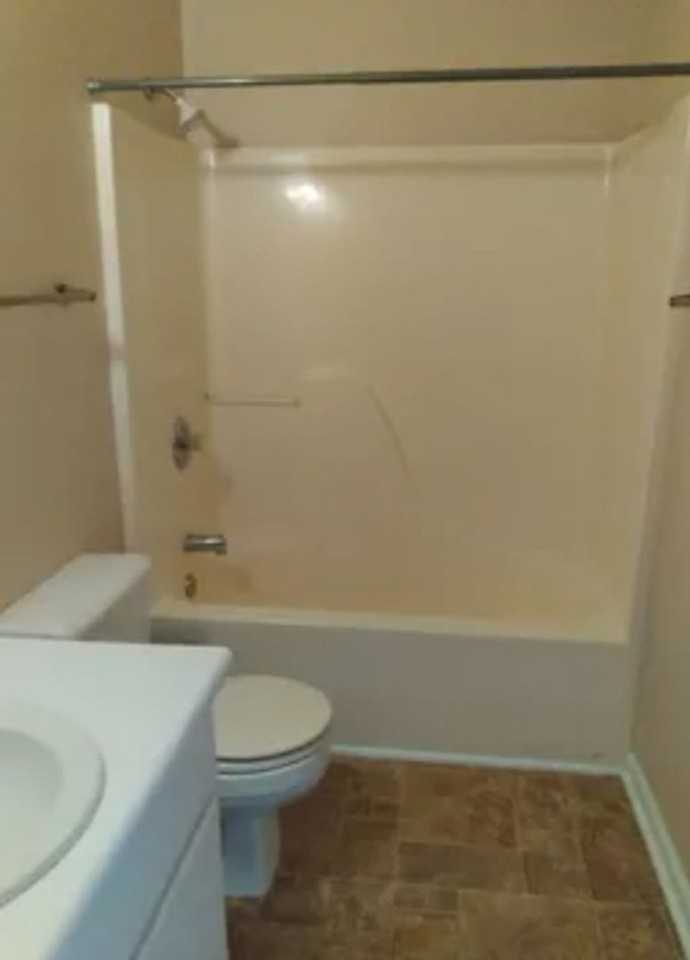 910 Brett Dr #32 - Photo 6 of 7