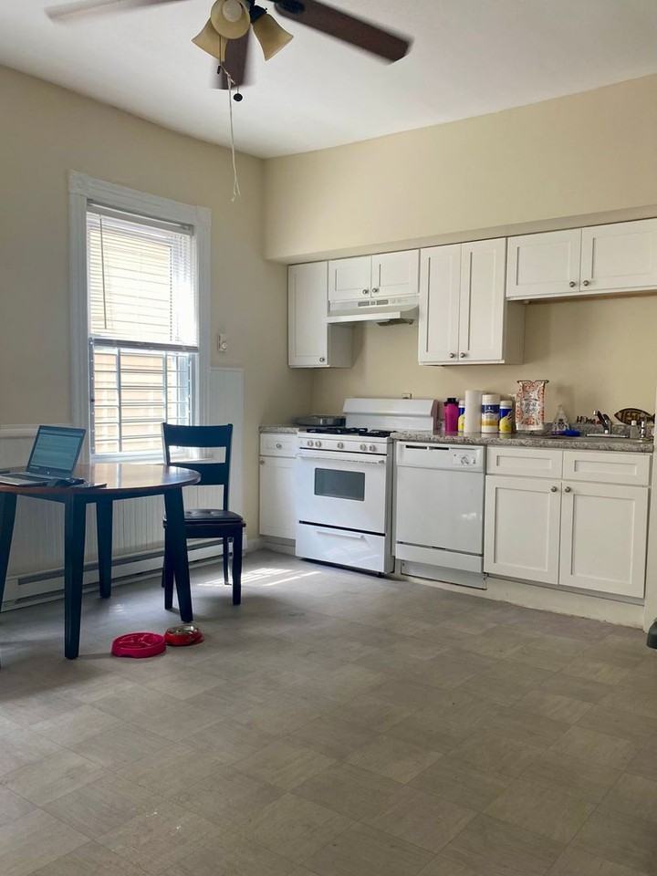 Franklin One - Sutton - Photo 3 of 4