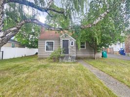 featured image of 2704 W Garland Ave