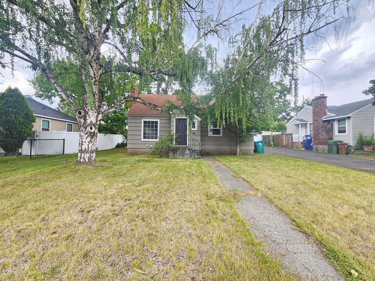 2704 W Garland Ave - Photo 2 of 21