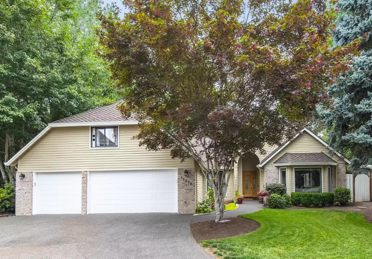 13978 Westcott Ct - Photo 2 of 46