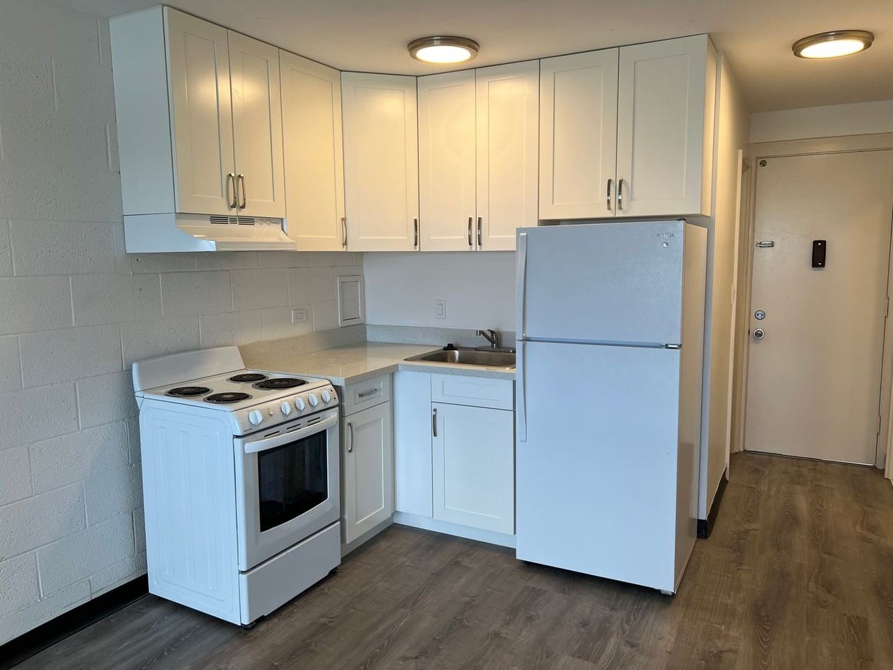 p2152k - Photo 2 of 18