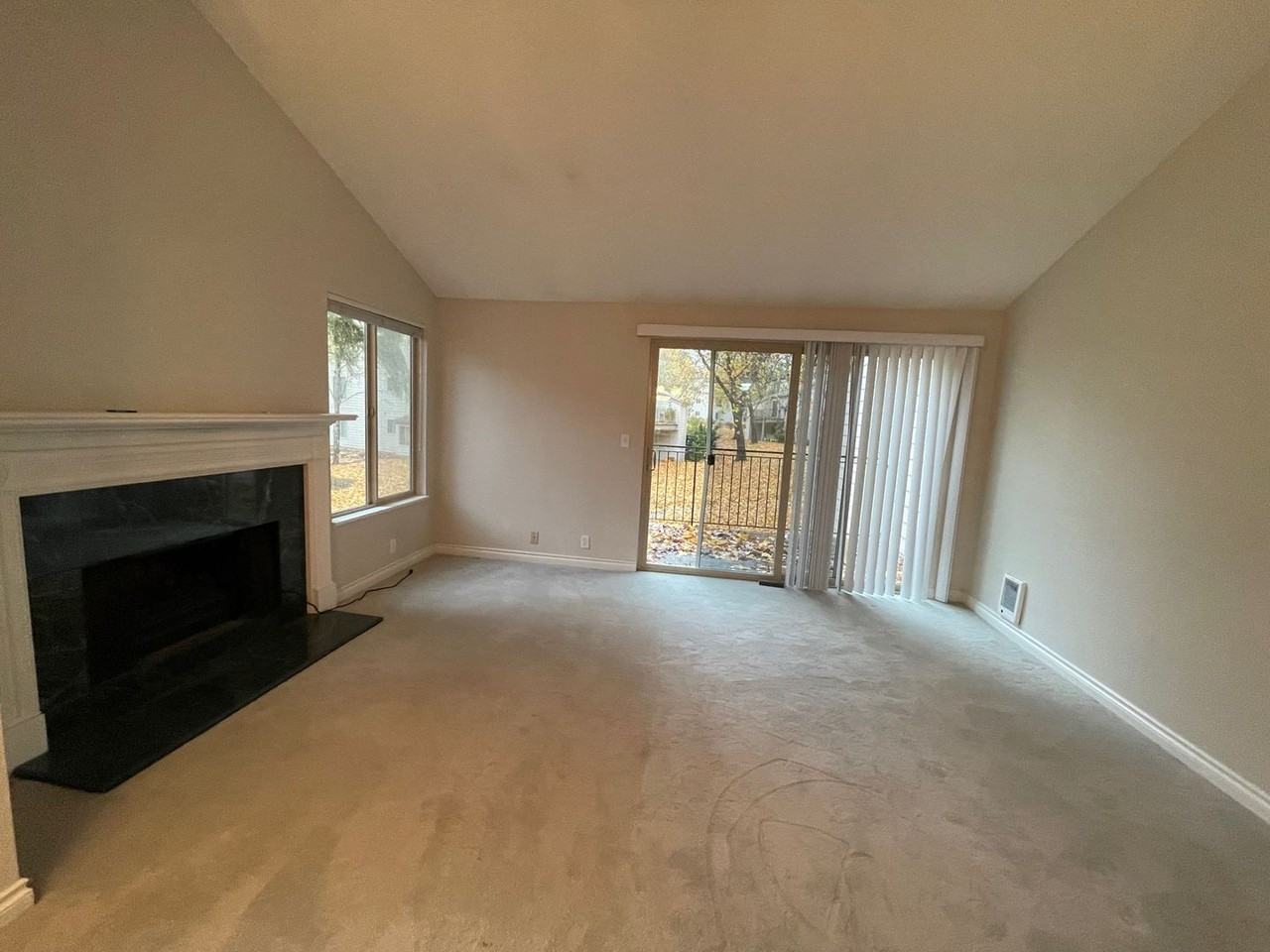 11775 Sw Boones Bend Dr - Photo 4 of 22