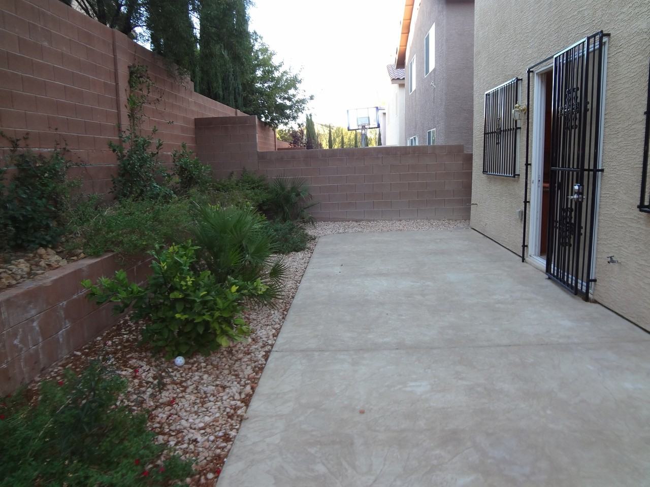 10449 Raining Sky St - Photo 3 of 32