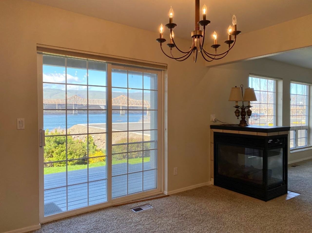 279 Lone Pine Ln - Photo 4 of 21