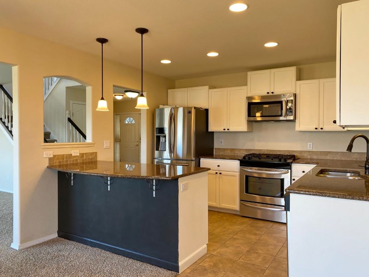 279 Lone Pine Ln - Photo 5 of 21