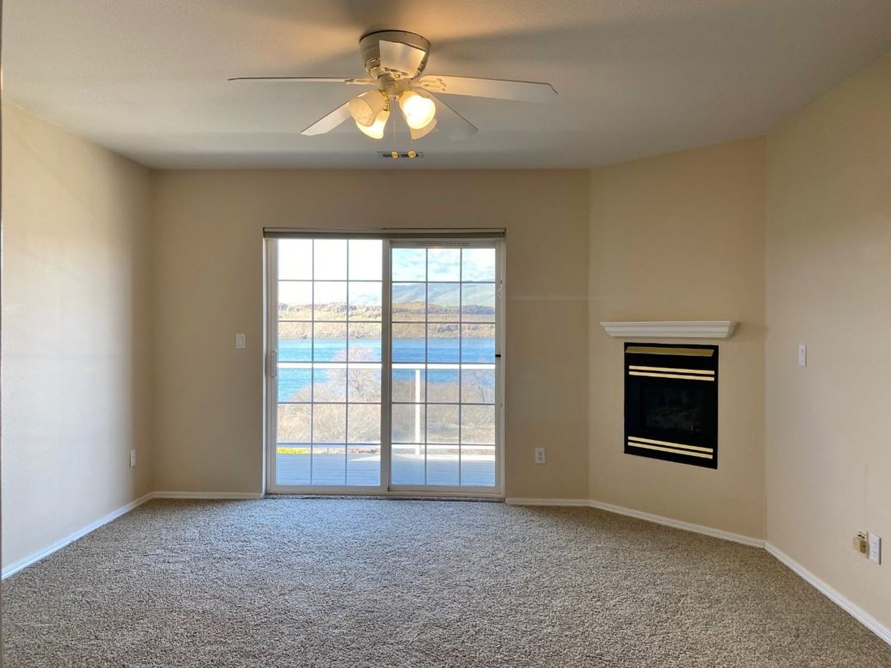 279 Lone Pine Ln - Photo 6 of 21