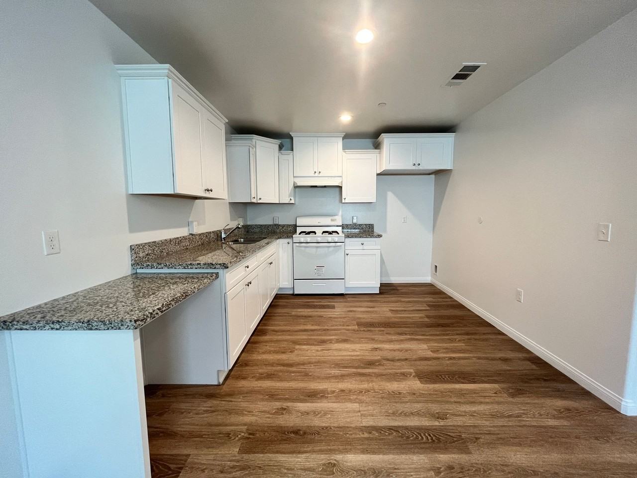 Modern and comfortable living at the Quantico Palms community! - Photo 3 of 10