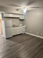 featured image of 512 W Wilson St