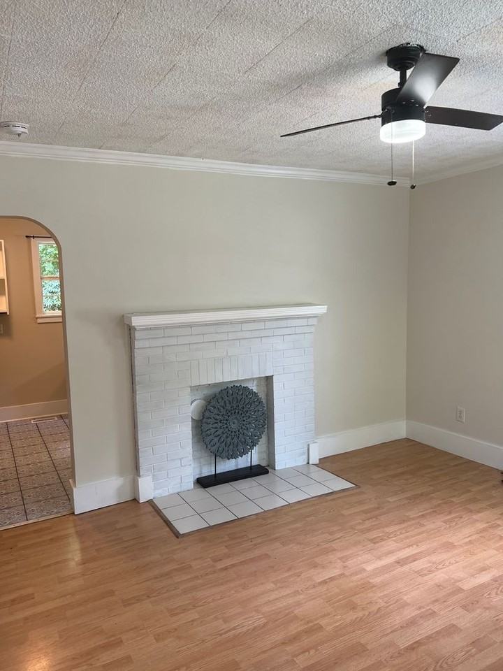 6109 Wilder Rd - Photo 3 of 14