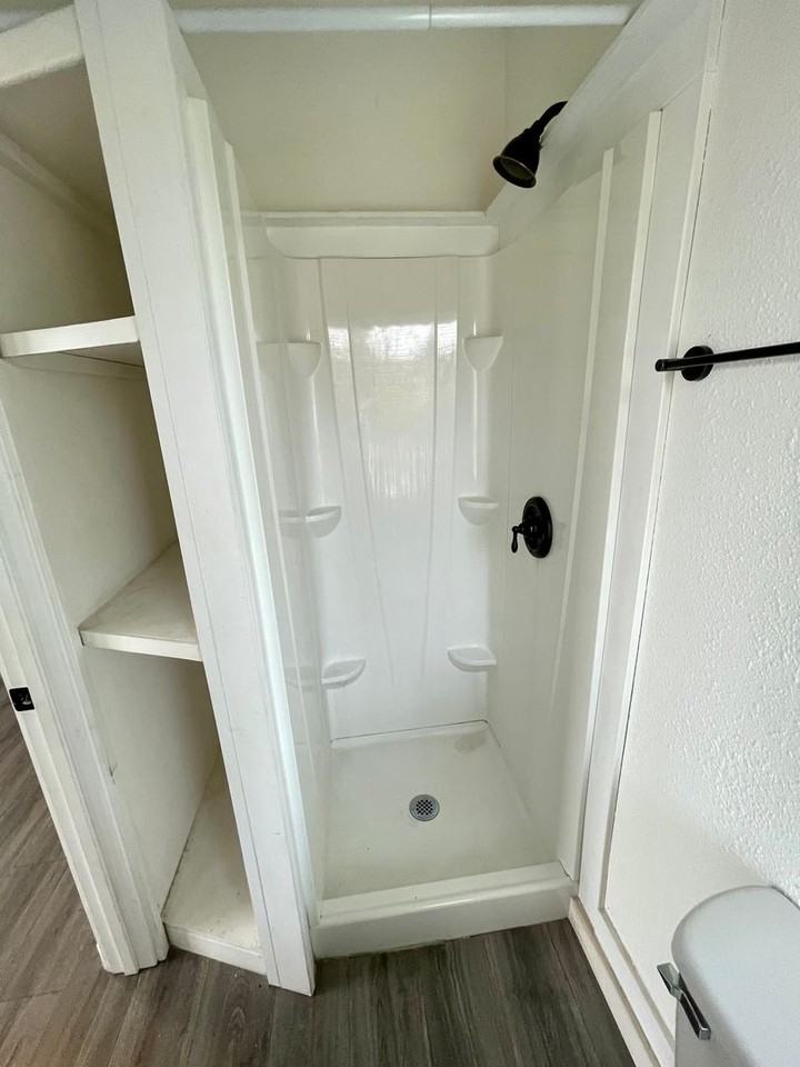 327 N 4th St #3 - Photo 5 of 11
