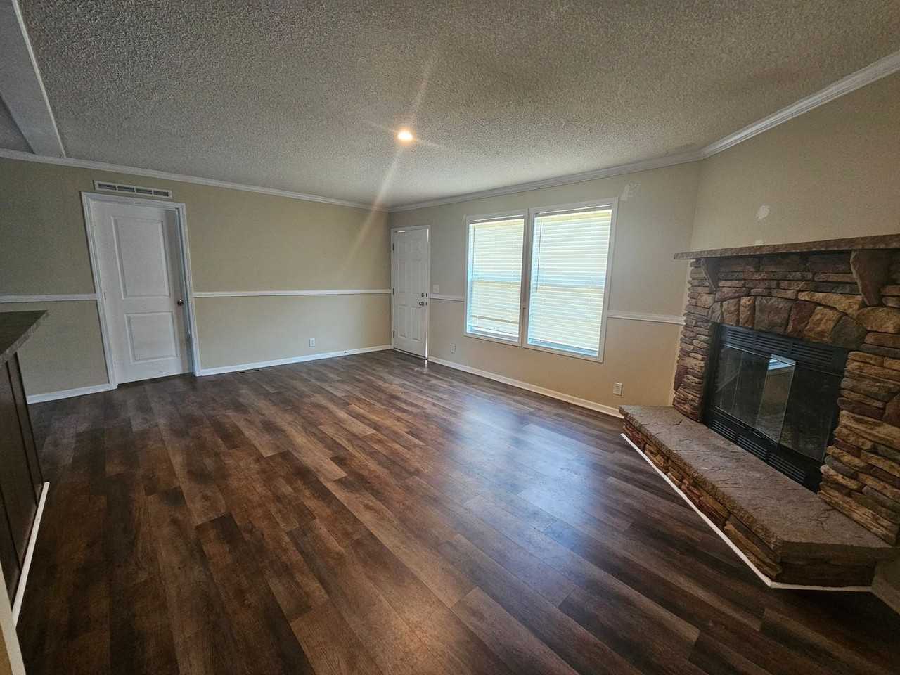 151 Dillon Ln - Photo 3 of 11