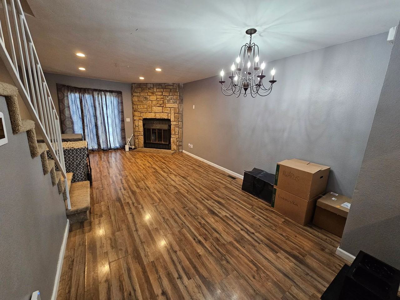 4125 Charleston Dr - Photo 3 of 16