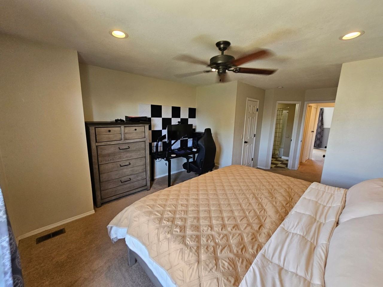 4125 Charleston Dr - Photo 6 of 16