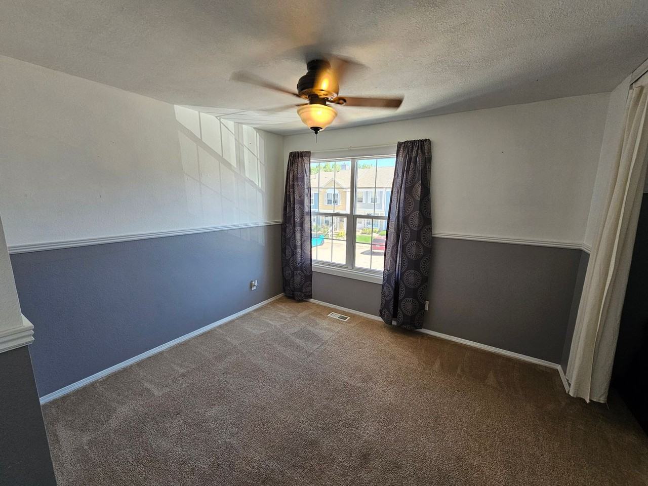 4125 Charleston Dr - Photo 7 of 16