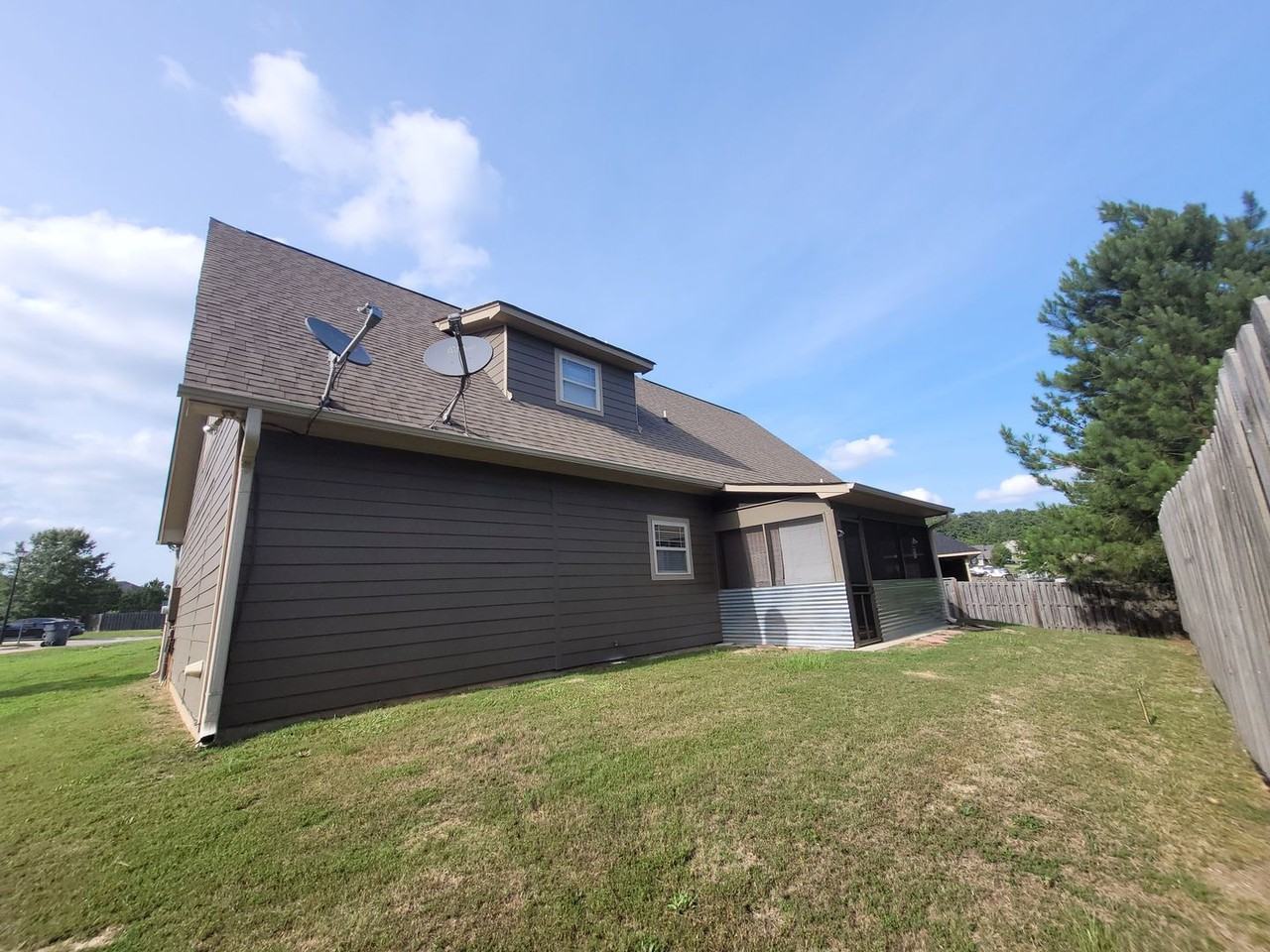 7 Silver Leaf Ct - Photo 2 of 16