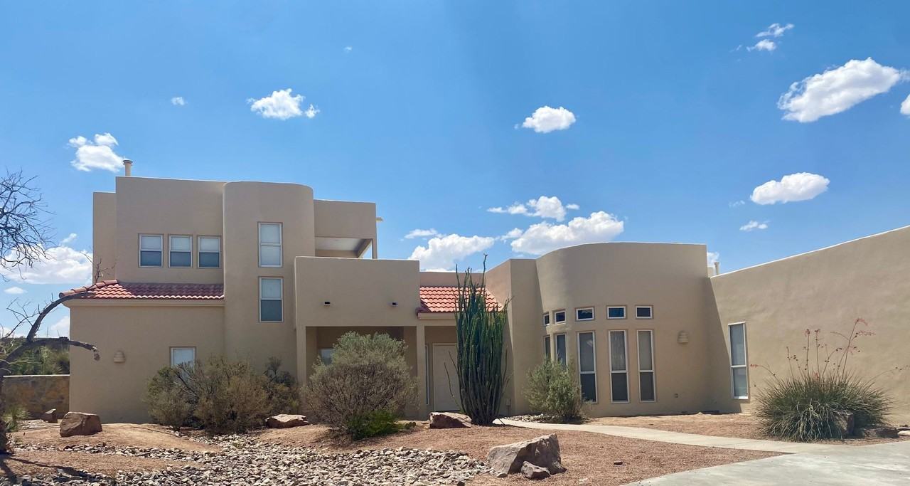 1665 Vista Del Cerro - Photo 2 of 34