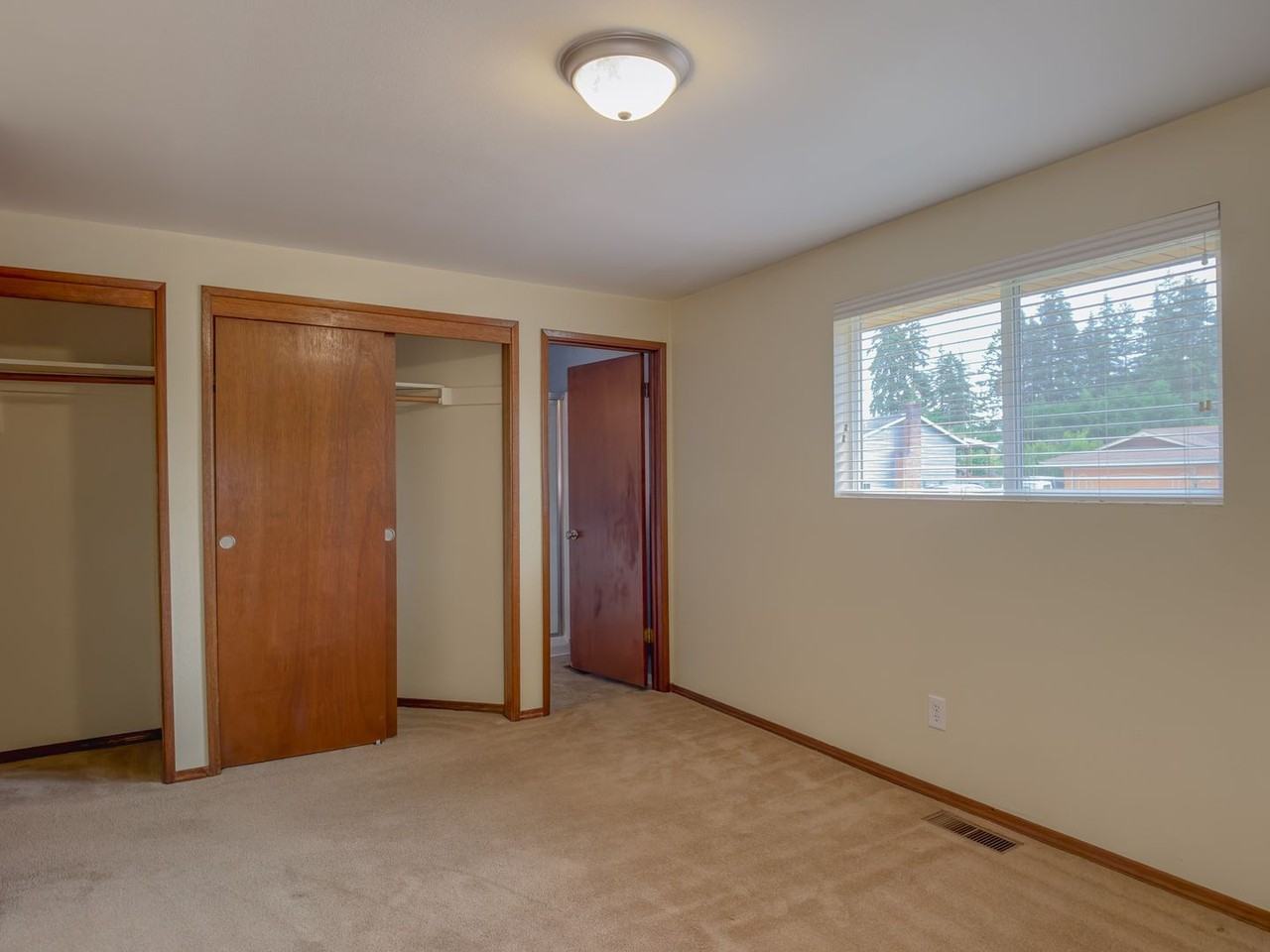 3305 20th St Se - Photo 6 of 14