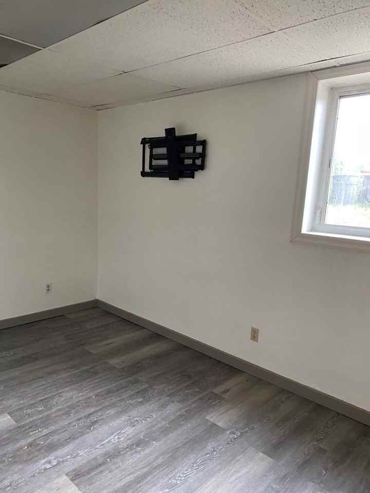 867 Lakloey Dr - Photo 3 of 8