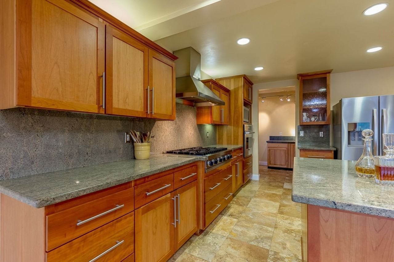 6191 Arnoldson Ct - Photo 6 of 18