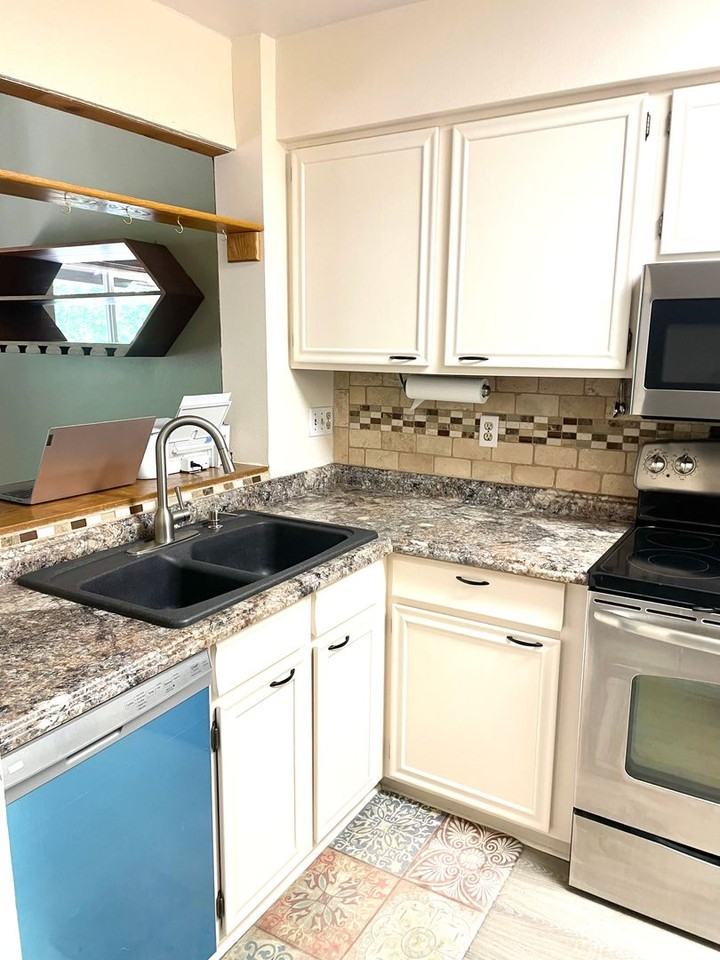 1237 S Dillon Way - Photo 5 of 18