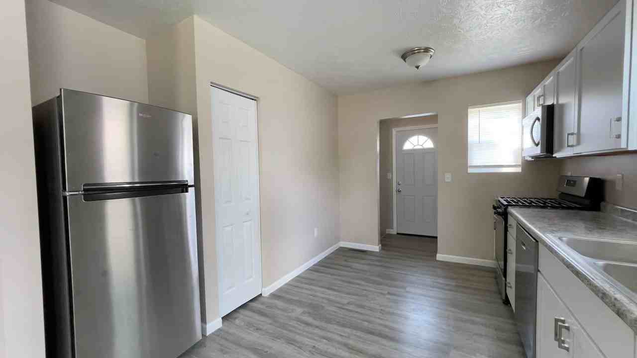 2023 Monon Ave - Photo 6 of 18