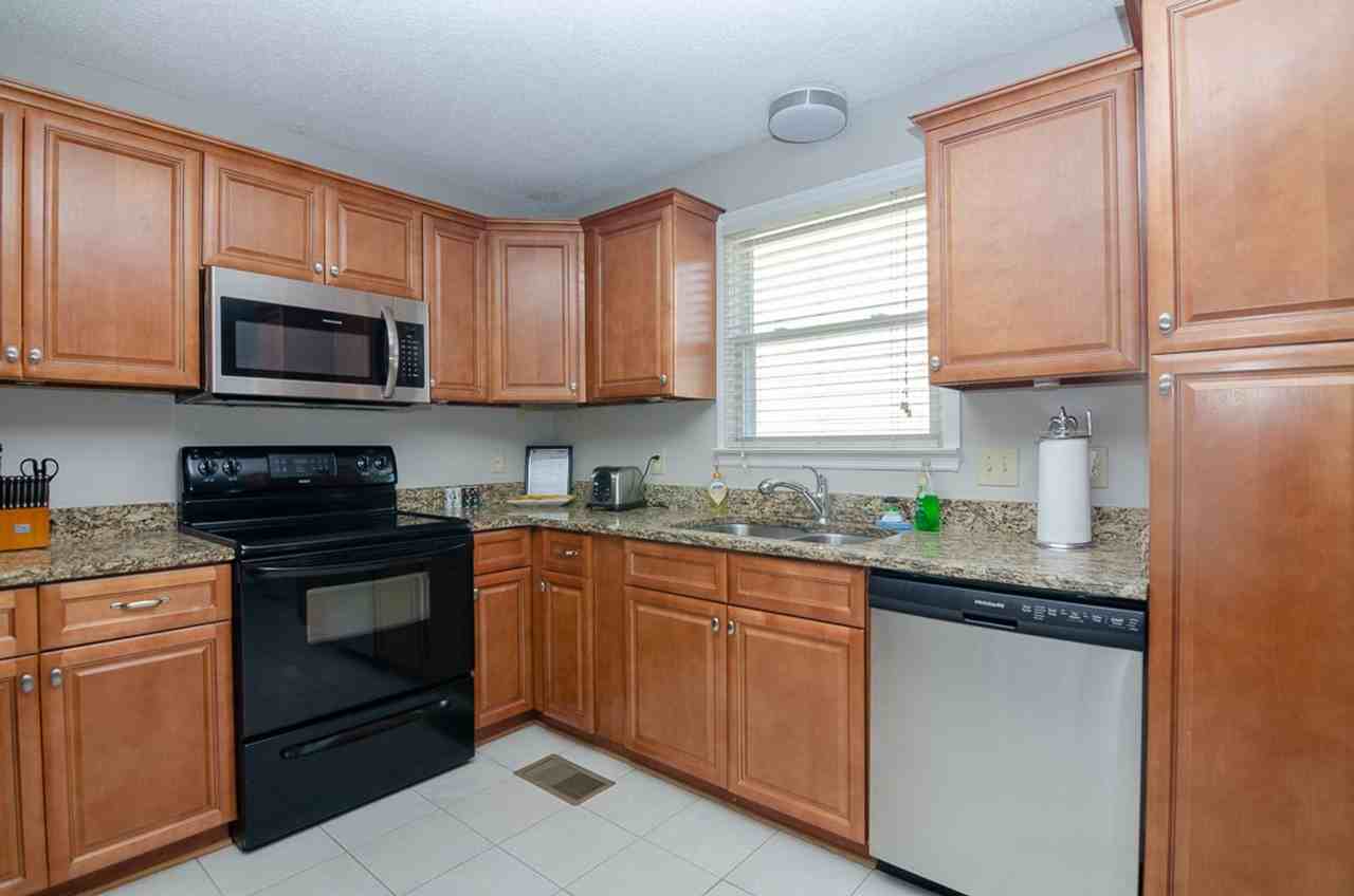 306 Wedgewood Ct - Photo 6 of 23