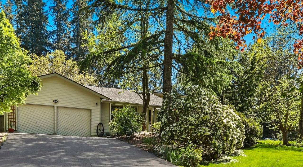 17205 Se 238th St - Photo 2 of 27