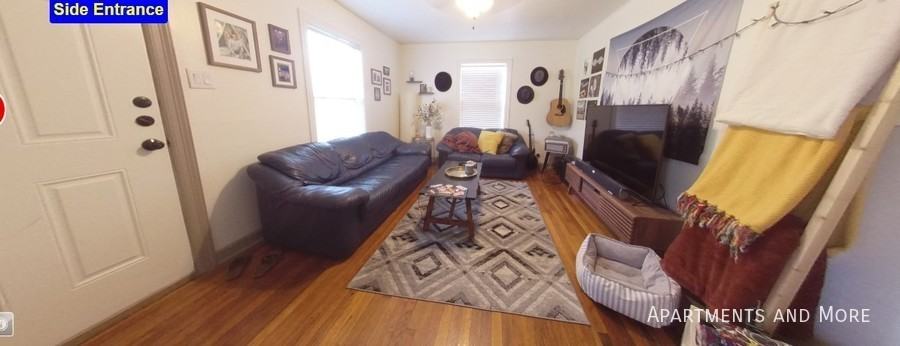 737 Oscar Smith St #A - Photo 2 of 9