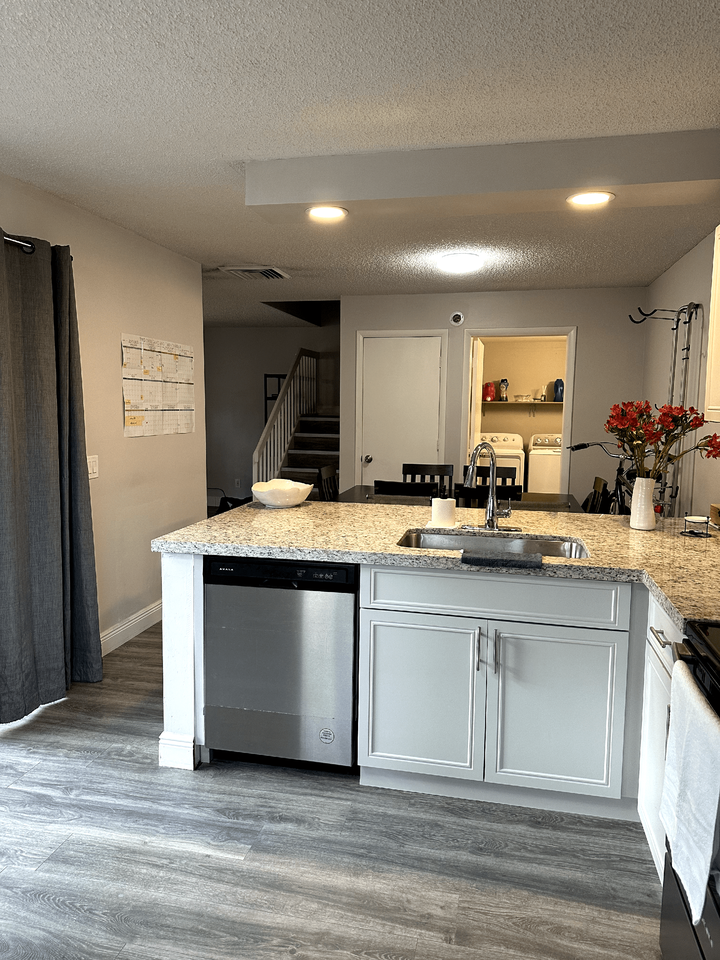 8145 Bridgewater Ct #D - Photo 7 of 50