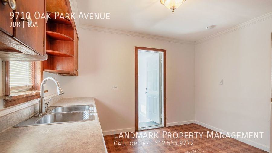 9710 Oak Park Ave - Photo 3 of 23