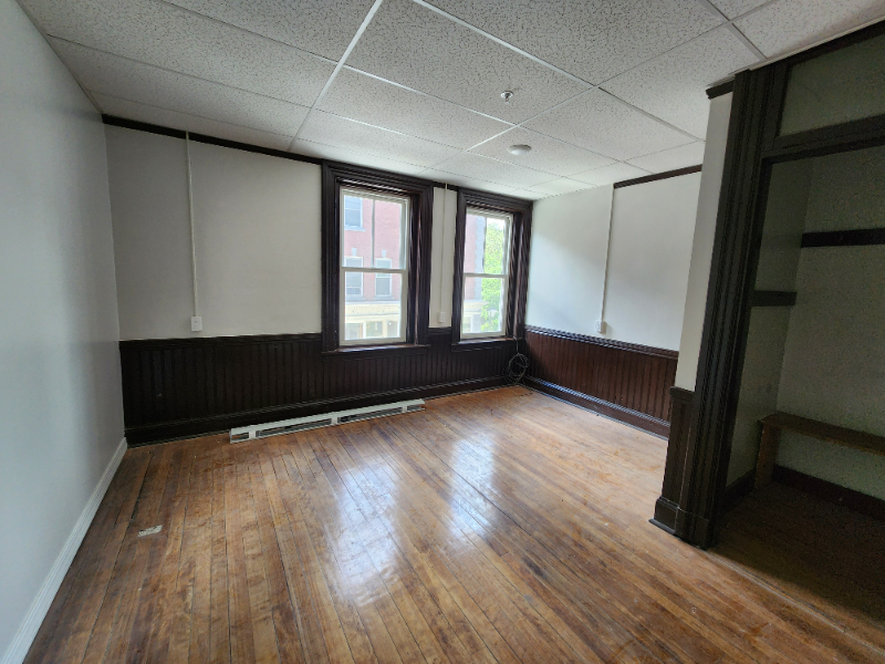 10 Langdon St #202 - Photo 6 of 18