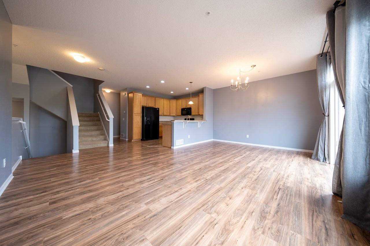 11816 Emery Village Dr N #1 - Photo 4 of 18