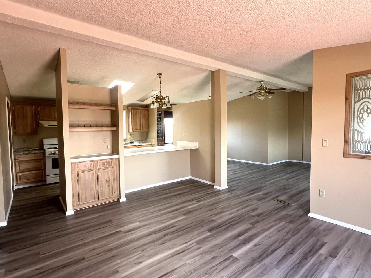 424 Maple St #1 - Photo 3 of 11