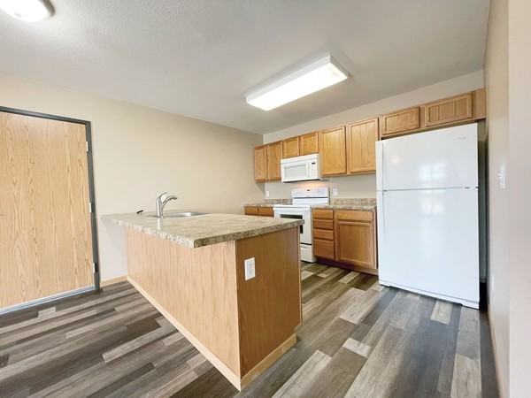 Burlington Apartments - Photo 2 of 15