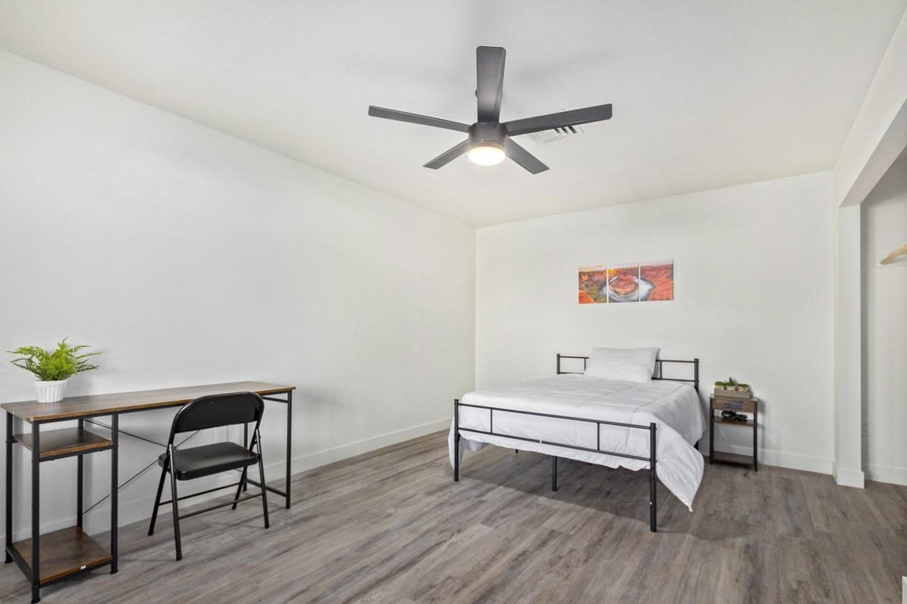 W Montecito Ave - Photo 7 of 8