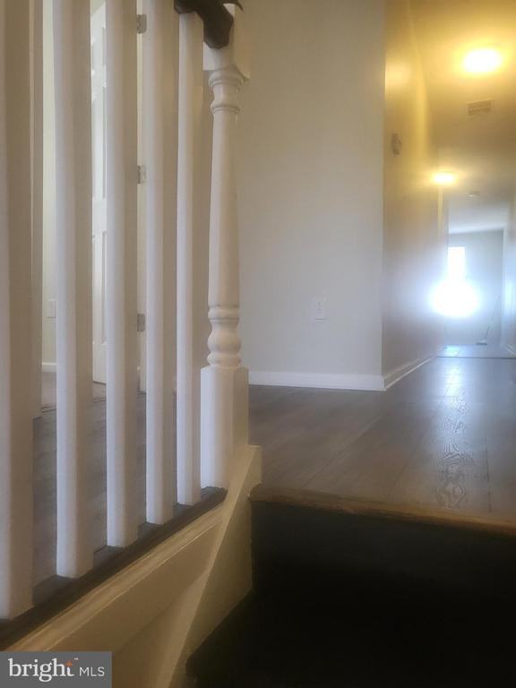 809 State St - Photo 2 of 12
