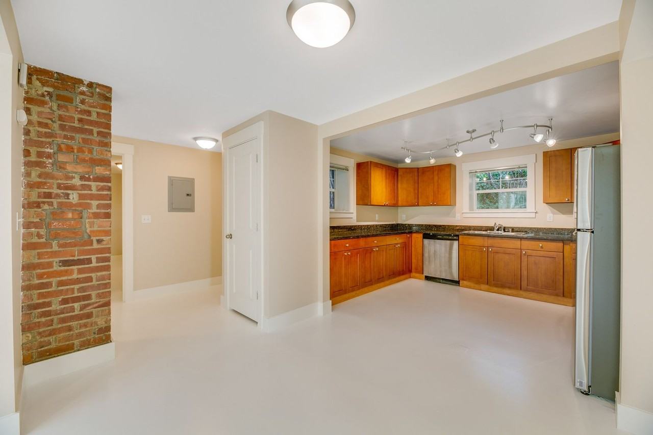 1426 22nd Ave #3 - Photo 2 of 10