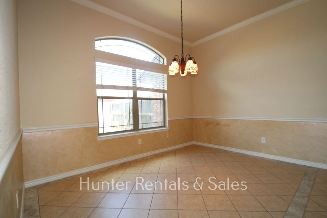 4509 Chelsea Dr - Photo 3 of 31