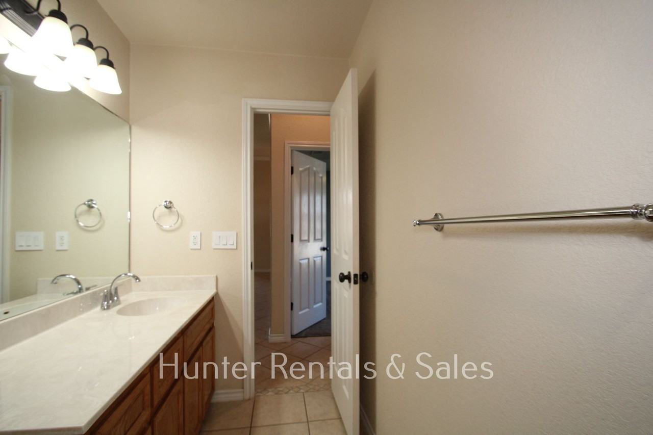 4509 Chelsea Dr - Photo 6 of 31