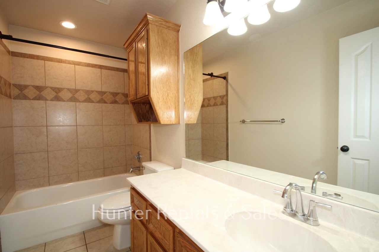 4509 Chelsea Dr - Photo 7 of 31