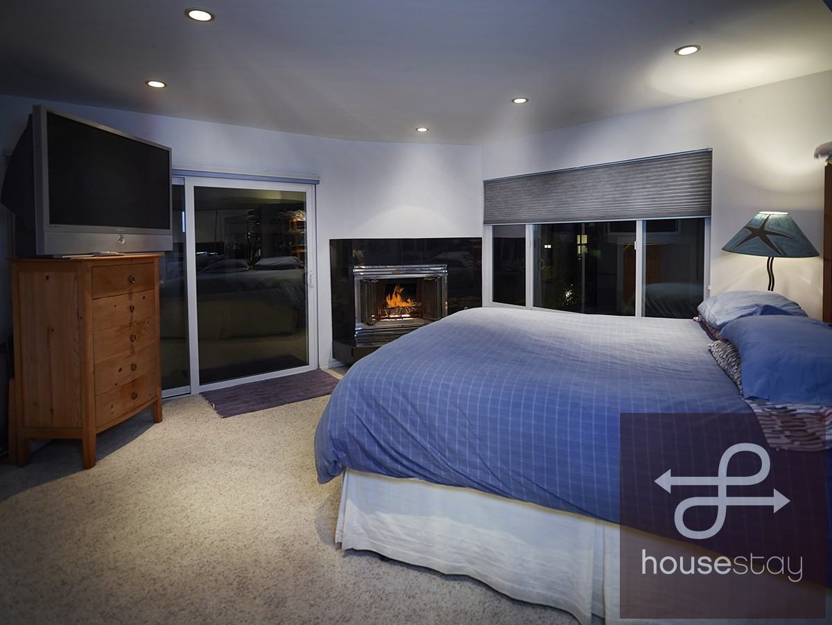 16 Quarterdeck Street - Photo 3 of 14