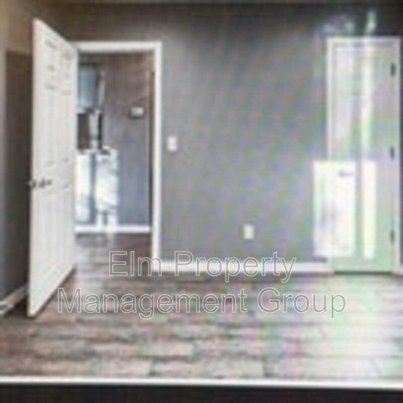 315 N 11th St #104 - Photo 2 of 4