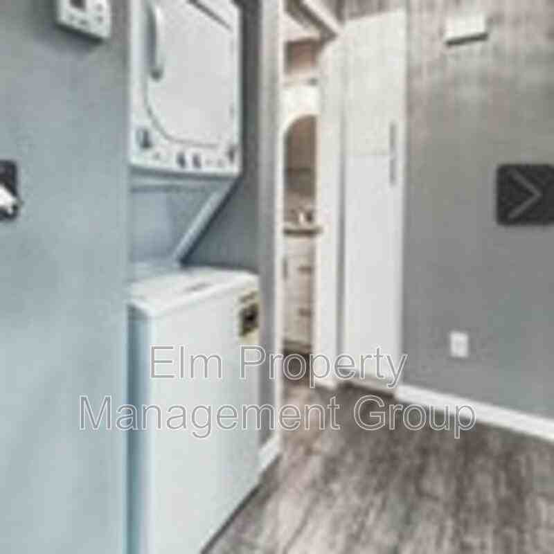 315 N 11th St #104 - Photo 4 of 4