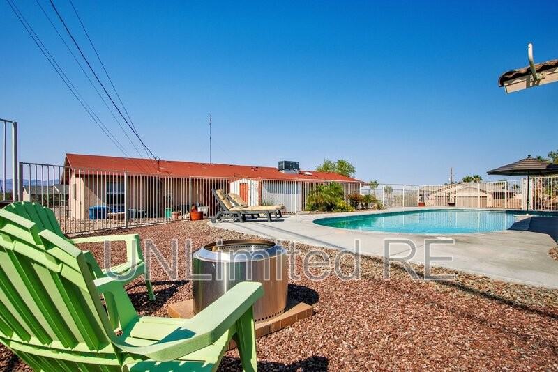 2510 Hacienda Pl - Photo 7 of 47