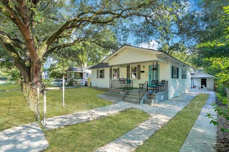 1928 Hawthorne St - Photo 3 of 45