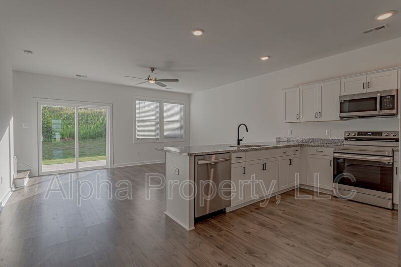 1451 Darrowby Way - Photo 5 of 24