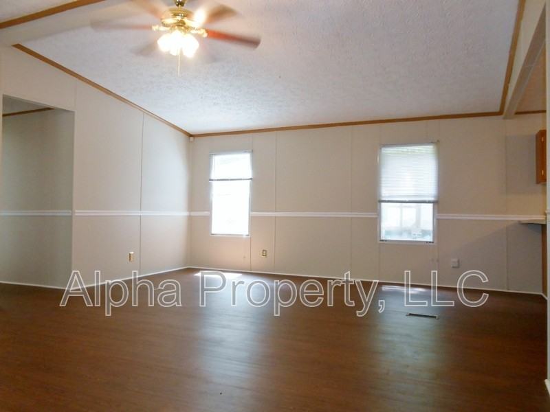 1301 Carolina Country Club Rd - Photo 5 of 23